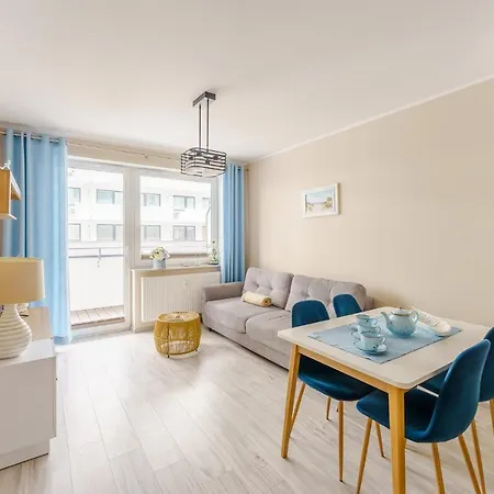 Lighthouse - Blizej Morza Flowers Apartment *