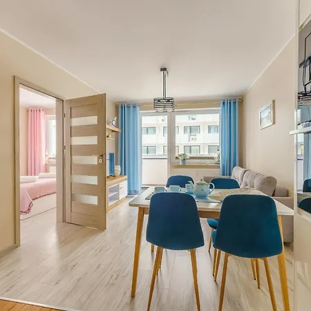 Lighthouse - Blizej Morza Flowers Apartment Kolberg